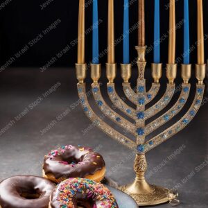 תמונת חנוכיה וסופגניות - 12915